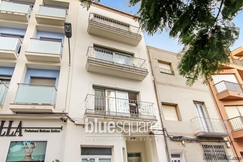 Spacious Modern 3 Bedroom 2 Bathroom..