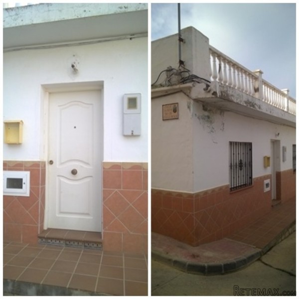 4 bedroom, 1 bathroom Townhouse, (build..