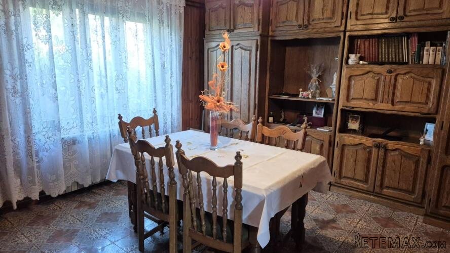 Istra, Karojba okolica samostojeća kuća sa dvorištem - 2