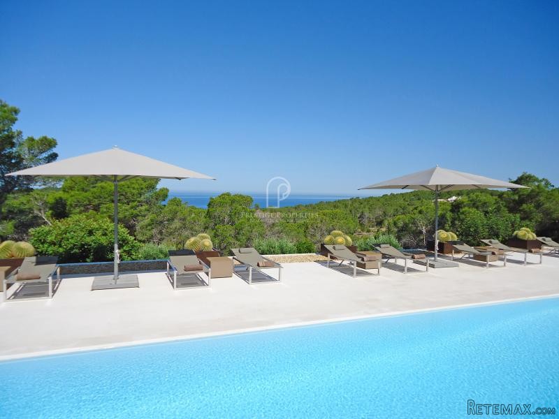 8 Bedroom Minimalist Luxury Design Villa - 2