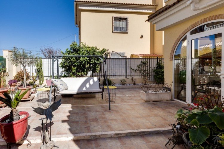 This fantastic villa is located in a quiet area of ​​the Ori.. - 6