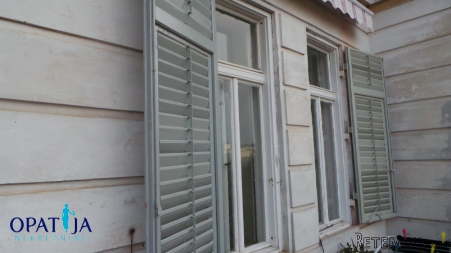 Opatija-gospodska etaža vile na atraktivnoj lokaciji 180 m2 - 2