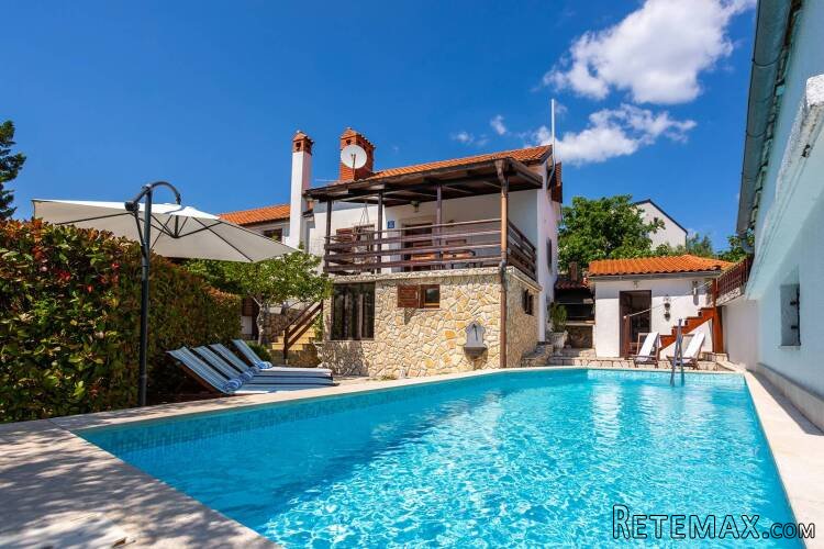 Prekrasna kuća s bazenom!! Otok Krk! - 2