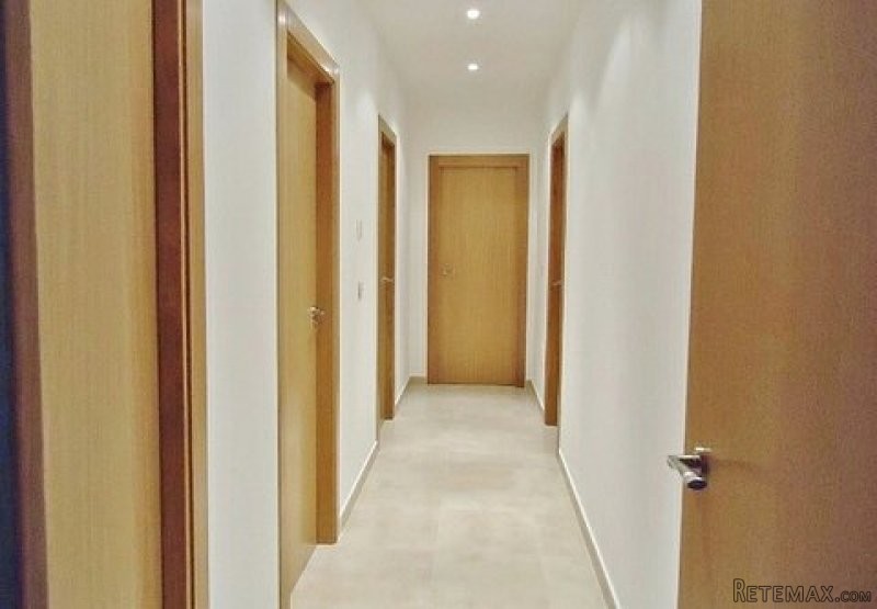 * STUNNING BRAND NEW COUNTRY VILLA - 2