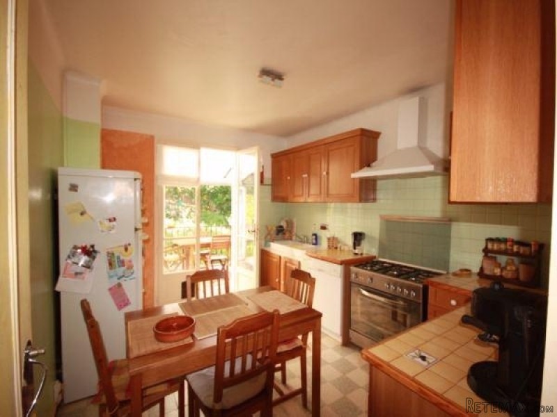 Charming Villa Split Into 2 Units In.. - 2