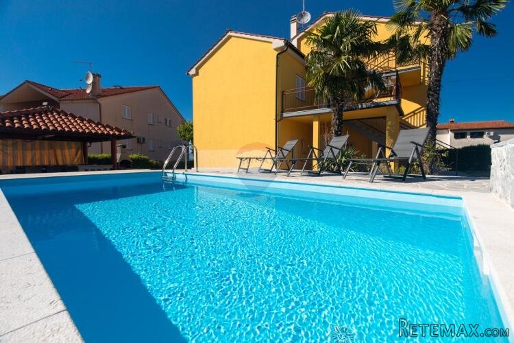 OTOK KRK,NJIVICE kuća sa pet apartmana i bazenom - 3