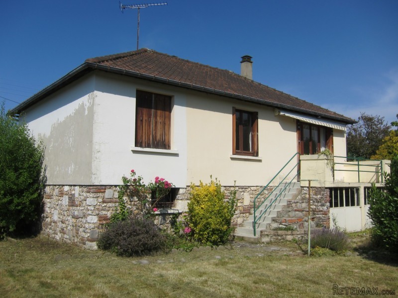 Detached Traditional House and Garden