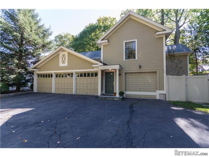 3 bedroom Apartment For Sale: 95 SOUTH..