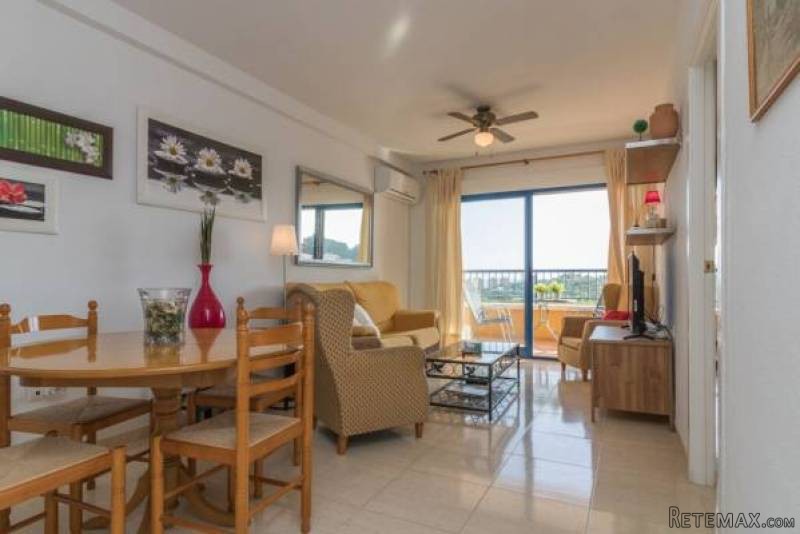 3 Bedroom 2 Bathroom Apartment In.. - 2