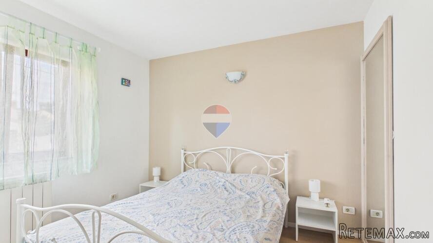 Istra, Rovinj- dvojna kuća s tri stana - odlična lokacija - 2