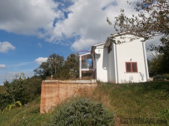 ISTRA, RABAC OKOLICA, KUĆA NA PREKRASNOJ POZICIJI! - 3