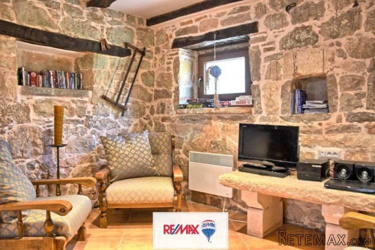 Renovirana stara kamena kuća - 2