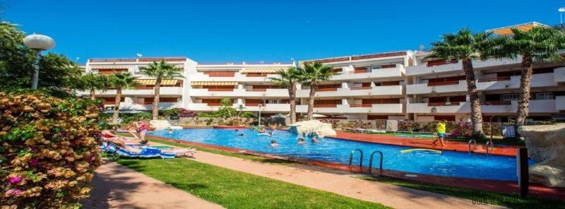 Furnished apartment 2 ch parking pool..