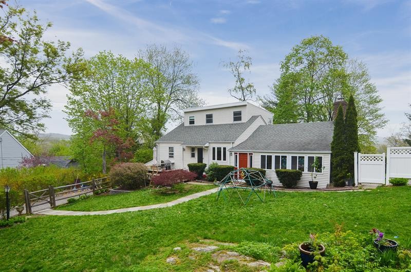 4 bedroom House For Sale: 31 Crosshill.. - 2