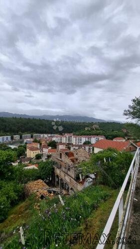 Kuća sa pogledom na Zrmanju