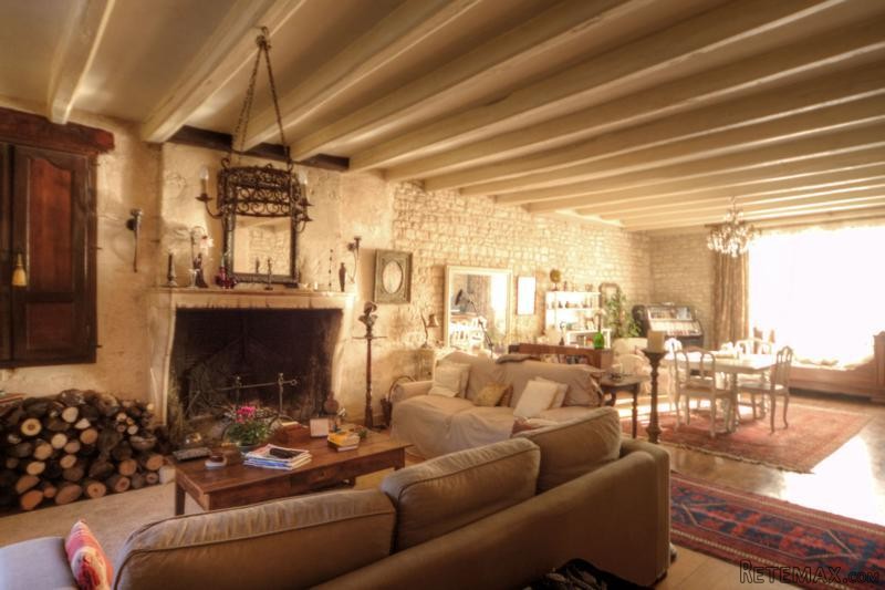 Spacious And Characterful Village House - 2