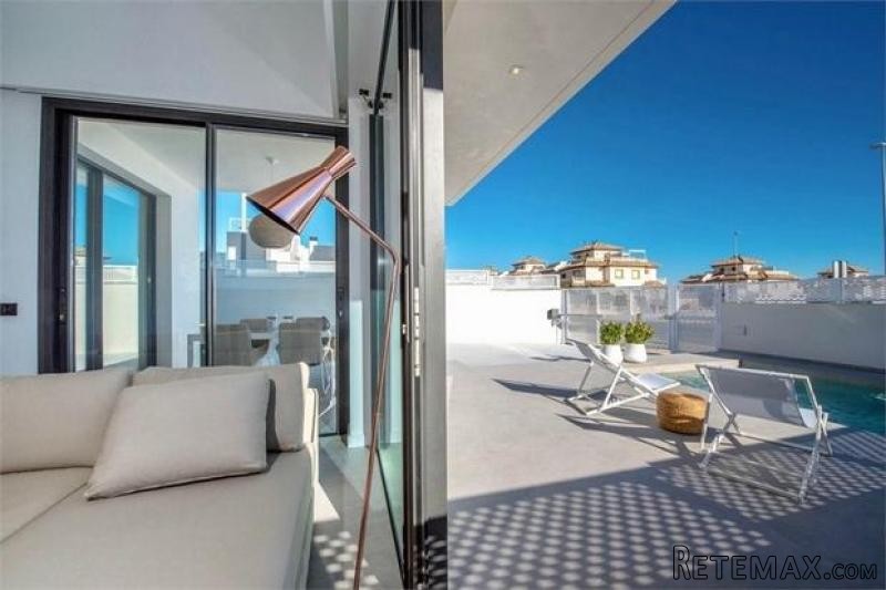 2 bedroom detached house for sale - 2