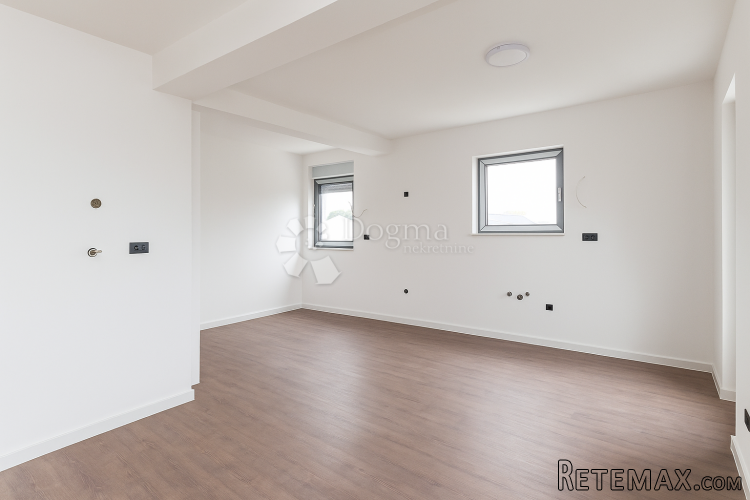 Moderna novogradnja 200 m od mora - 3