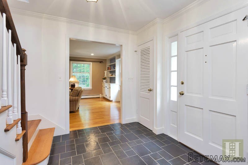 4 bedroom House For Sale: 46 LOCUST.. - 2