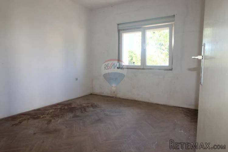 PULA, KAŠTANJER PRODAJE SE DVOSOBAN STAN U PRIZEMLJU... - 4