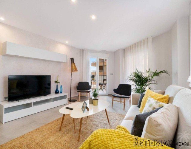 This beautiful modern furnished apartment is on the first.. - 5