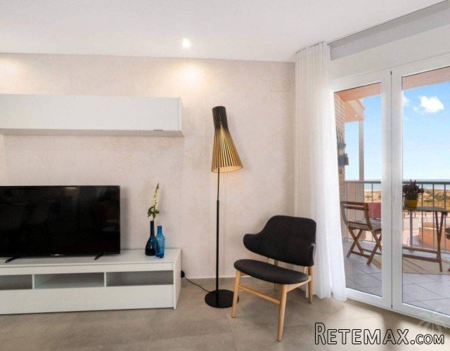 This beautiful modern furnished apartment is on the first.. - 6