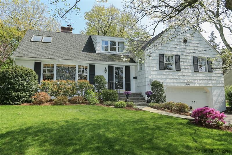 5 bedroom House For Sale: 7 Oxford Road..