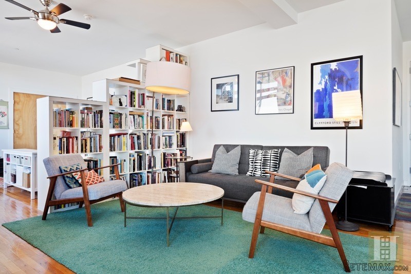 Apartment For Sale: 258 ST NICHOLAS..