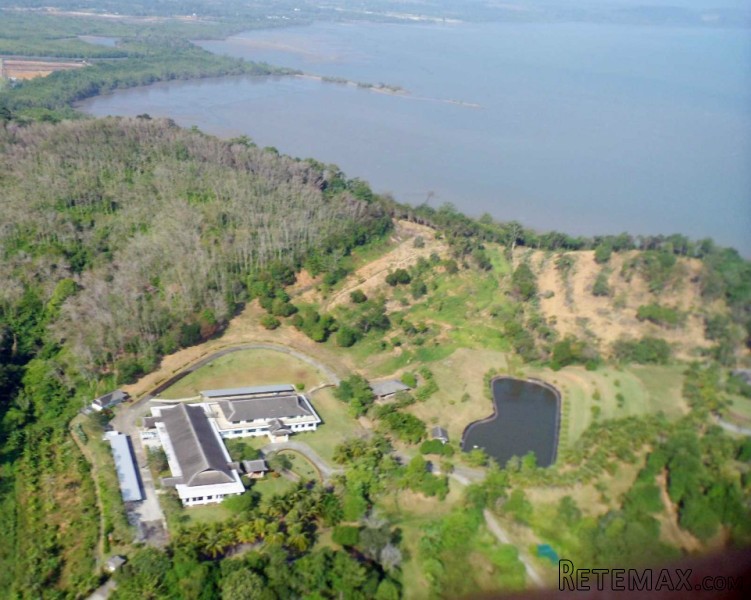 East Coast Oceanfront 175+ Rai with..