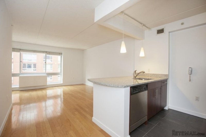 Condo - New York State - For Sale