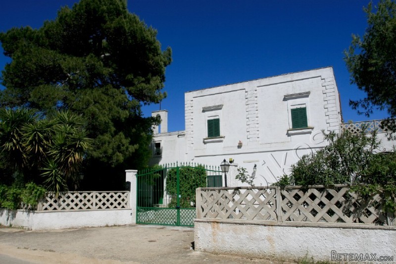 V000021, Farmhouse In Oria With Private..