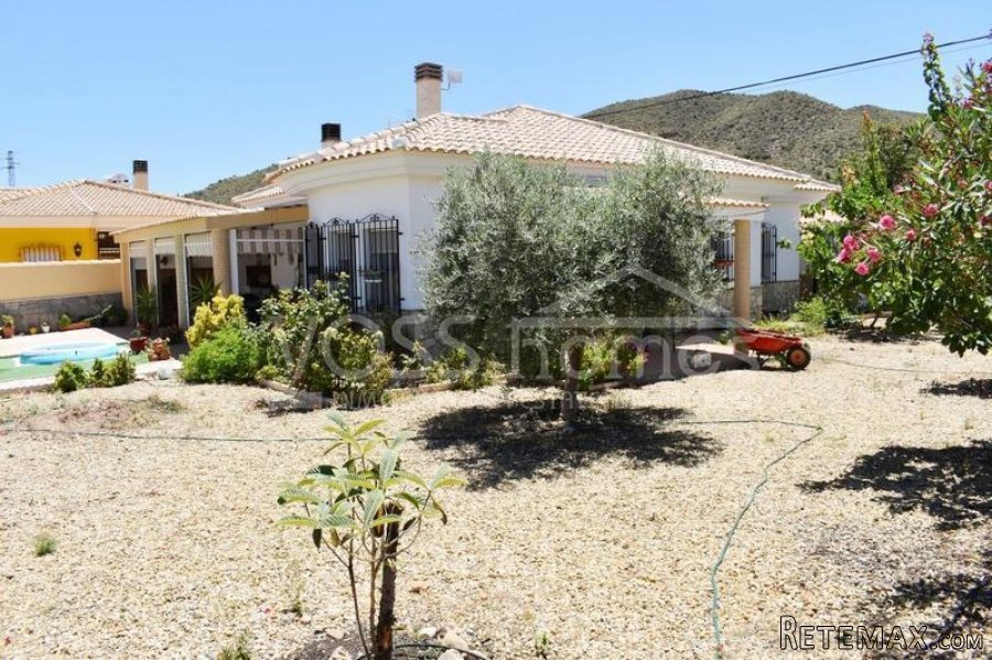 An absolute bargain, 3 bed, 2 bath, villa with H&C aircon.. - 5