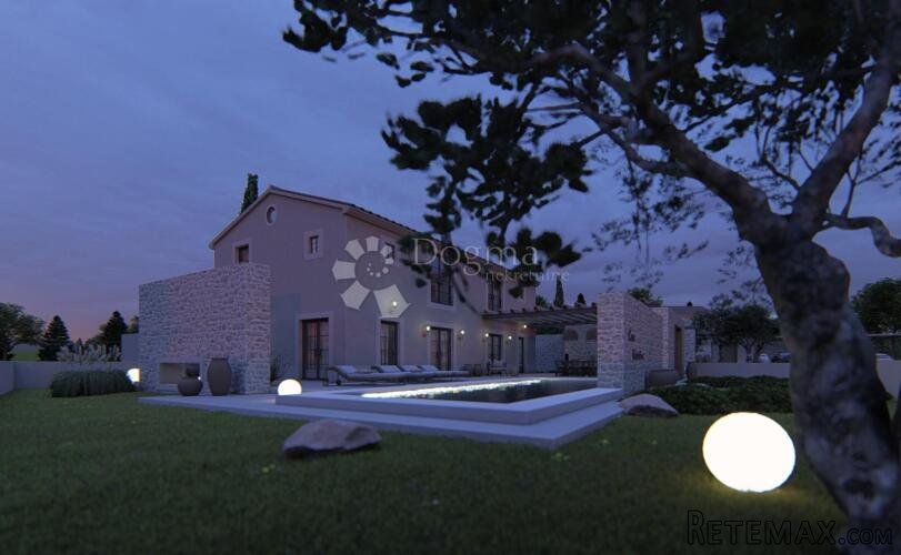 PREKRASNA VILLA S BAZENOM U IZGRADNJI, OKOLICA POREČA