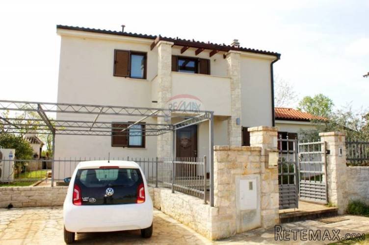 ISTRA, VIŠNJAN, PREKRASNA KUĆA U MIRNOM OKRUŽENJU - 2