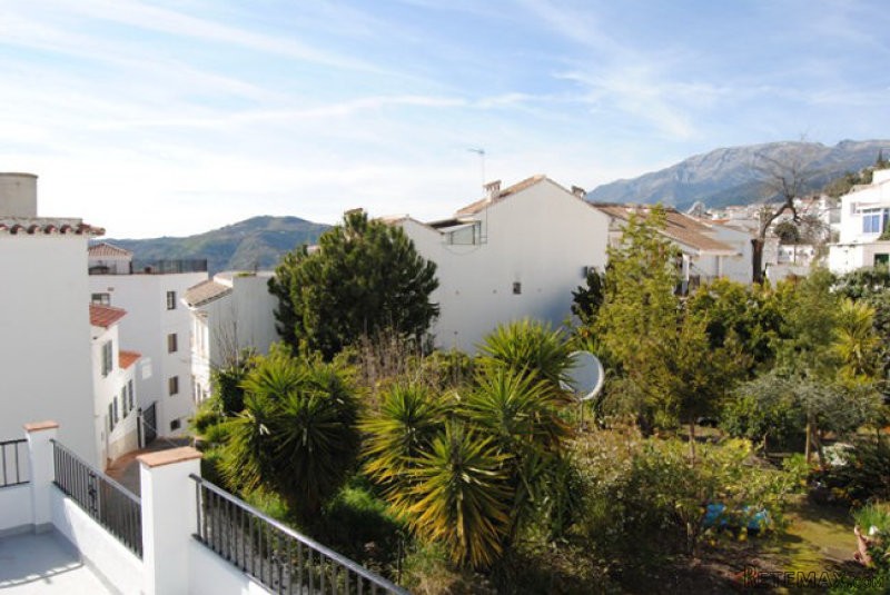 Town House for Sale in Competa, Competa..