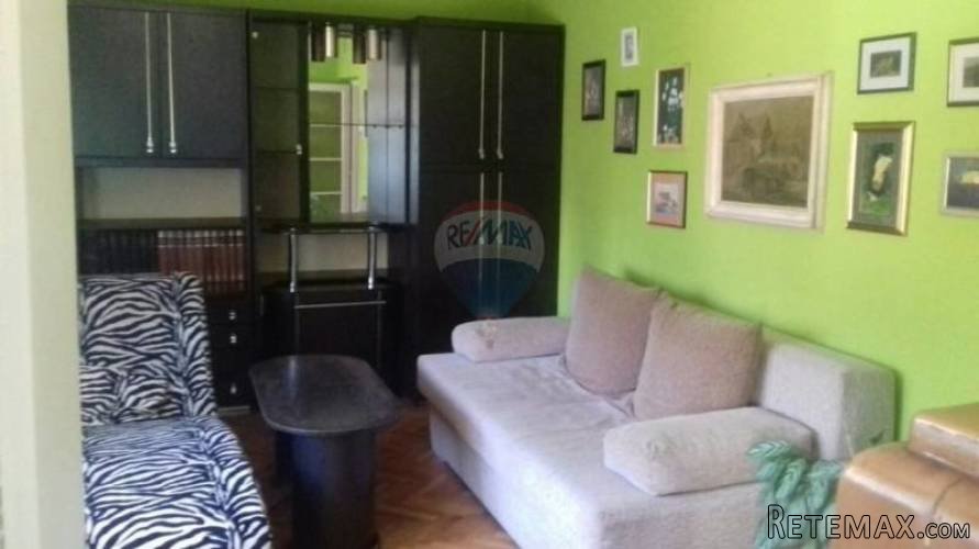 DVOSOBAN STAN NA STOJI,BALKON, GARAŽA - 200m OD PLAŽE