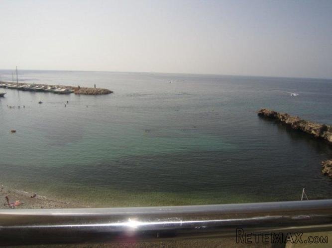 PRECIOSO APARTAMENTO EN 1ª LINEA DE PLAYA , TIENE UN.. - 4