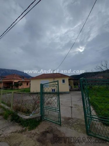 Prodaje se kuca - 4