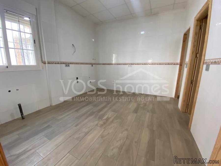 NEW LISTING TO VOSS HOMES - A spacious 2 bed, 2 bath ground.. - 5