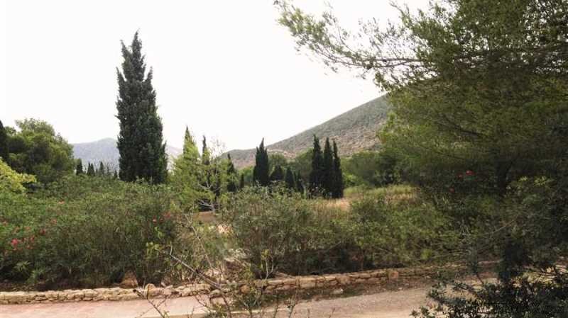 Beautiful plot in Roca Llisa