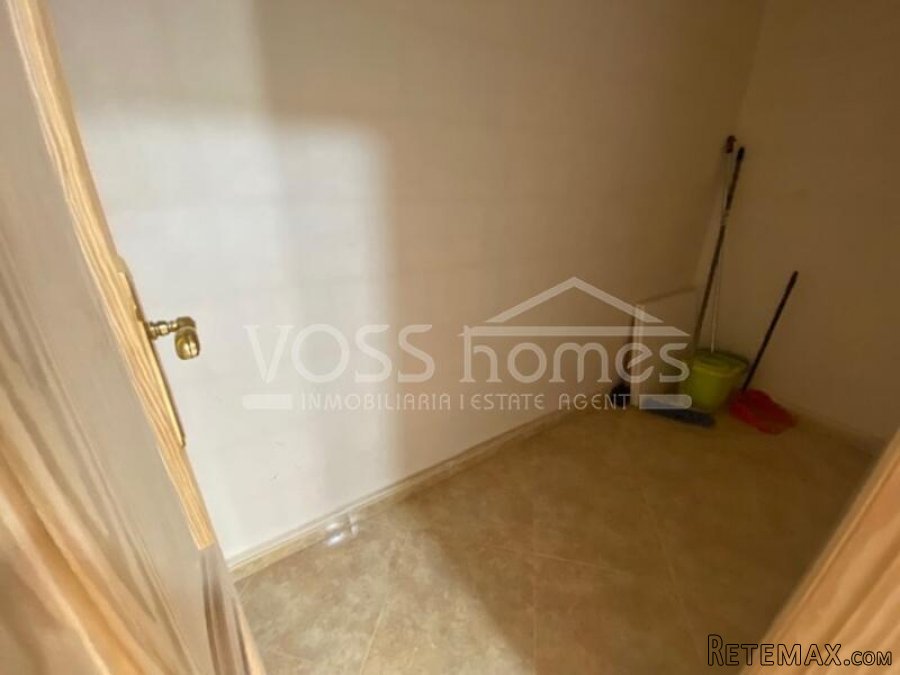 NEW LISTING TO VOSS HOMES - A spacious 2 bed, 2 bath ground.. - 6