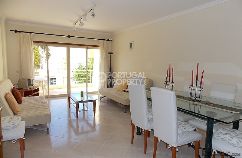 2 Bedroom Apartment. Central location - 2