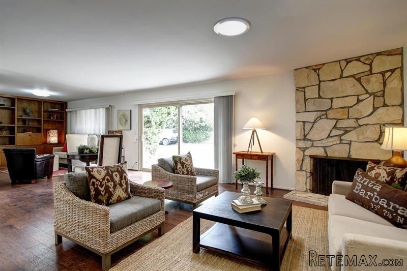 3 bedroom Apartment For Sale: 261..