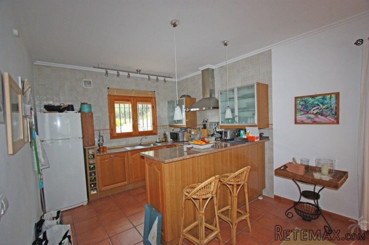 Modern villa only 1 km from the village of Orba, Costa.. - 8
