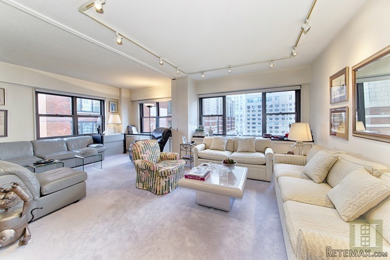 2 bedroom Apartment For Sale: 20 WEST.. - 2