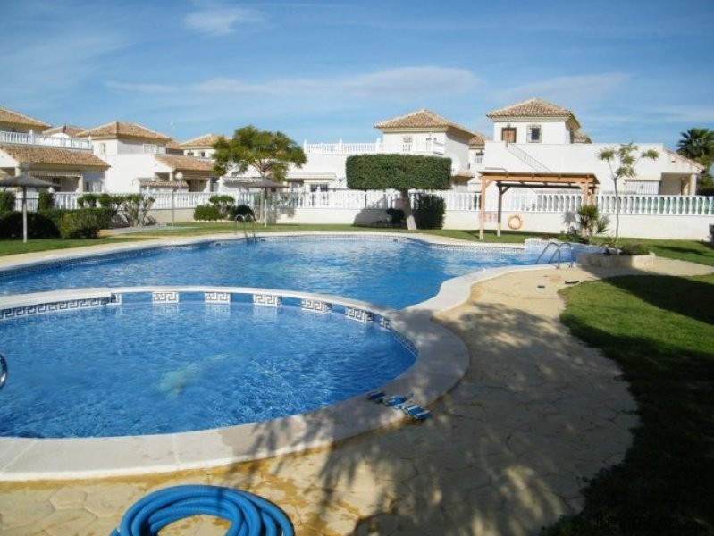 3 Bedrooms - Villa - Alicante - For Sale - 2