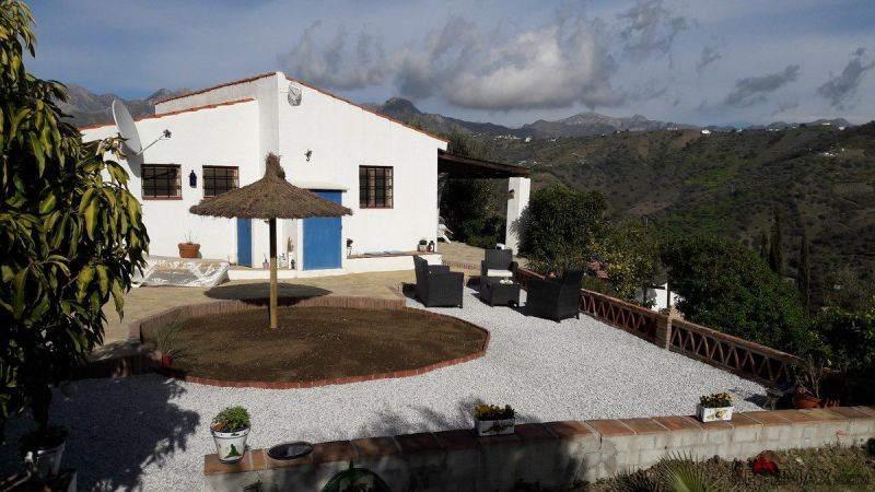 Country Houses for Sale in Torrox.. - 2