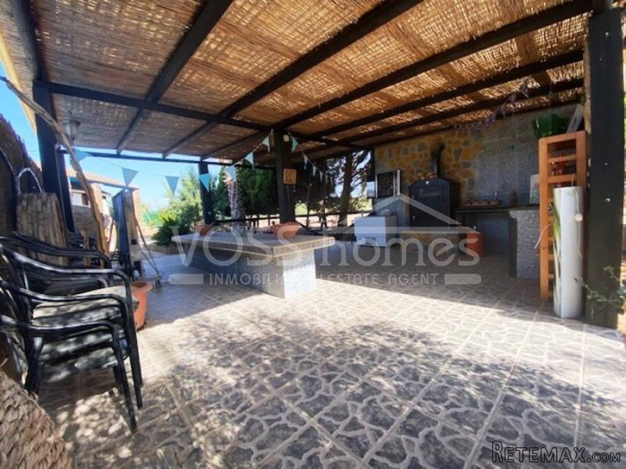 NEW TO VOSS HOMES - Cute country wood house with a huge.. - 7