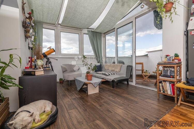 Zagreb, Bijenik, prekrasan četverosoban stan 107 m2, pogled