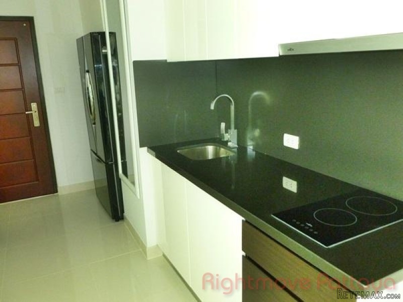 2 Bedroom Condo for sale in Pratumnak -.. - 2